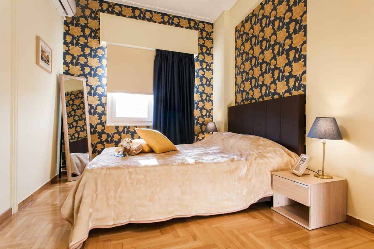 Private Central View Rooms In Apartment Near To Acropolis Metro Station Athens Exterior photo