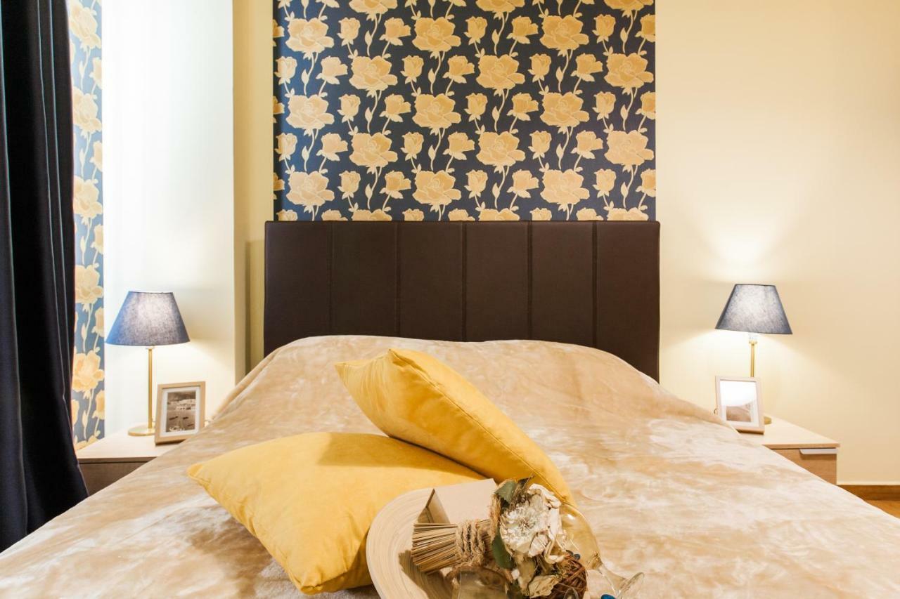 Private Central View Rooms In Apartment Near To Acropolis Metro Station Athens Exterior photo